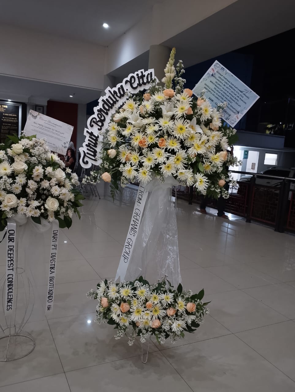 Portofolio karangan bunga Eve Florist 15