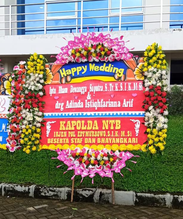 Portofolio karangan bunga Eve Florist 17